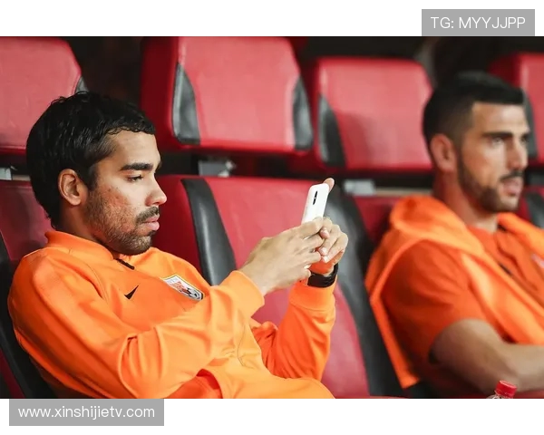 伊蒂哈德卡与亚吉拉的巅峰对决谁能在这场较量中笑到最后