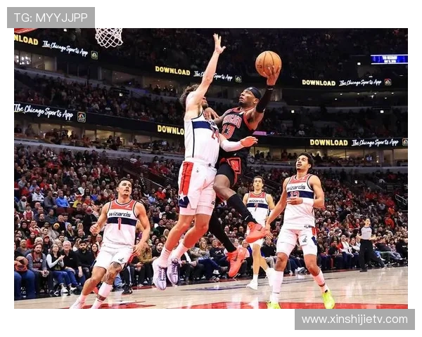 公牛与雄鹿第五场激战回顾球星表现与战术分析全景呈现 公牛与雄鹿第五场激战回顾球星表现与战术分析全景呈现