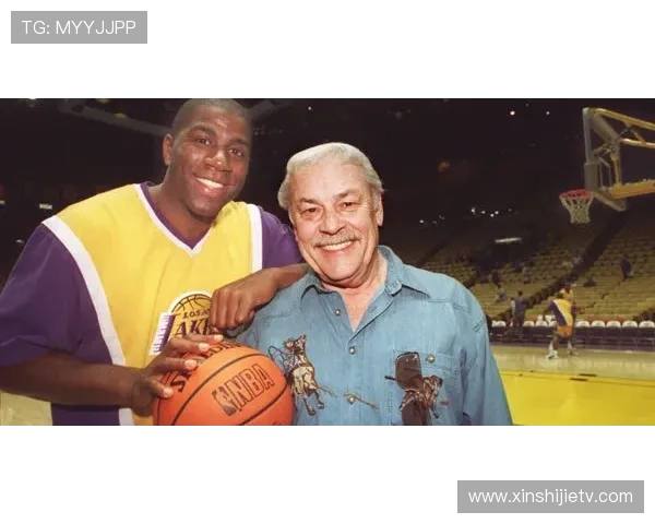 圣乔治与洛克达尔激情对决谁能在赛场上书写胜利传奇