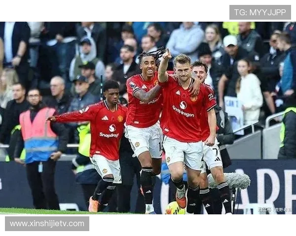 德里赫特与德容的对决分析谁能在赛场上更胜一筹 德里赫特与德容的对决分析谁能在赛场上更胜一筹