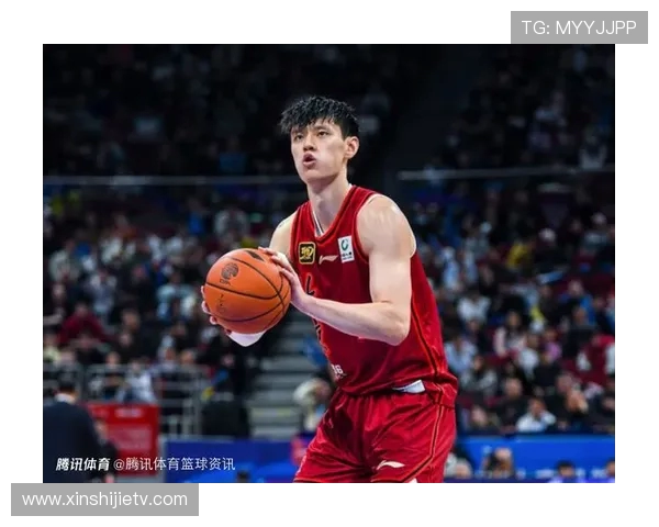曾凡博的篮球之路：从青涩少年到职业球员的成长历程与挑战