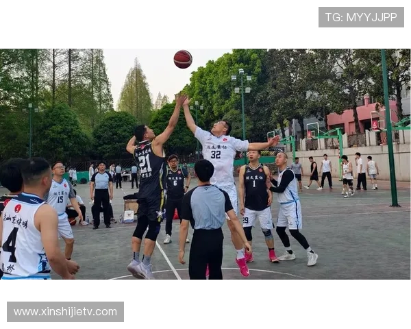 王泉泽的篮球之路从青涩少年到职业赛场的辉煌历程与未来展望 王泉泽的篮球之路从青涩少年到职业赛场的辉煌历程与未来展望